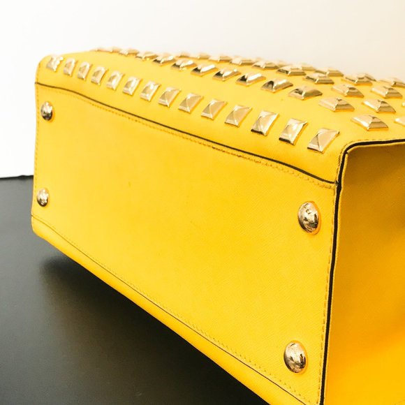 MK MICHAEL KORS | Hamilton Saffiano Leather Yellow Studded Purse | Lock & Key - Picture 13 of 16